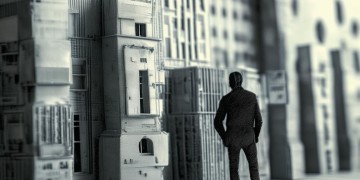 物业为什么不给办房产证？